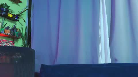 Em  please help me reach 100 thumbs up 3 online show from 11-22-25, 04:55