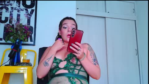 Em  please help me reach 100 thumbs up 3 online show from 04-05-26, 09:01