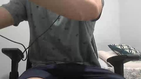 Enzo online show from 03-08-25, 02:45