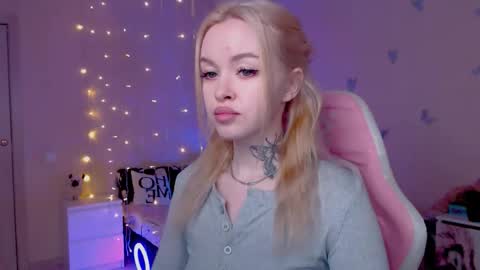 Mable online show from 04-05-26, 01:14