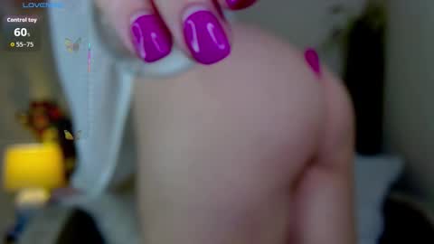 Milena  online show from 03-26-26, 08:25