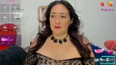 ESMERALDA online show from 04-18-26, 02:59