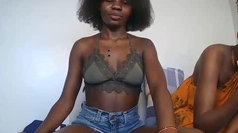 naughty_nana2 online show from 04-05-26, 12:24