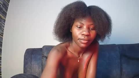 naughty_nana2 online show from 04-18-26, 11:25