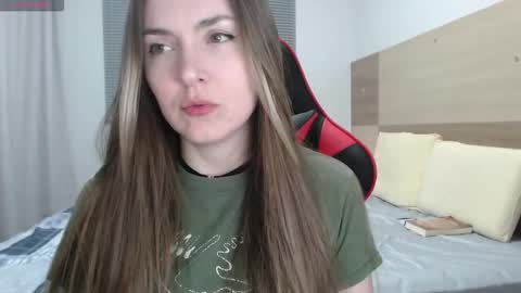 Ann online show from 10-24-25, 01:46