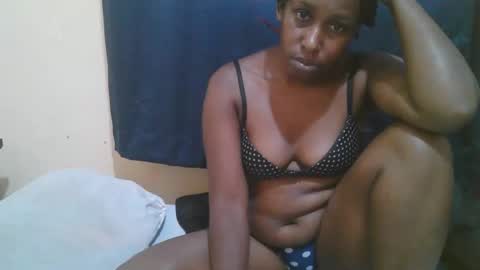 Snapshot of naughty_slender2 chatting on 09-15-25, 07:30 jn online show from 09-15-25, 07:30