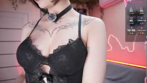 Snapshot of naughty_sparkle chatting on 06-19-26, 12:37 Alexa online show from 06-19-26, 12:37