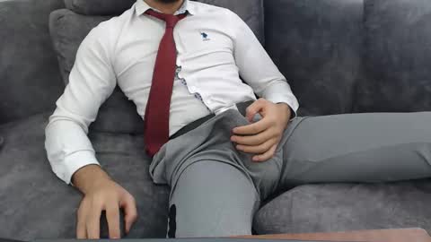 Snapshot of naughtyb00yy chatting on 09-19-25, 09:00 naughty pervert masterboy online show from 09-19-25, 09:00