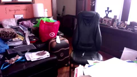 Snapshot of naughtybone chatting on 10-08-25, 06:05 naughtybone online show from 10-08-25, 06:05