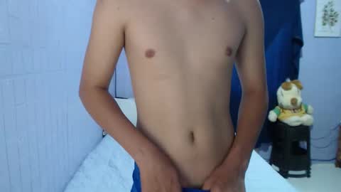 naughtyboytoni online show from 10-08-25, 12:30