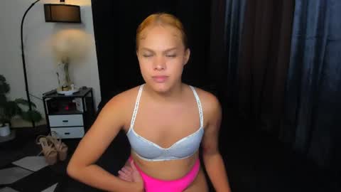 naughtychanell online show from 07-08-26, 05:39