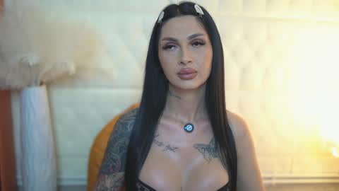 Snapshot of naughtycleo chatting on 05-07-26, 02:50 cleo online show from 05-07-26, 02:50