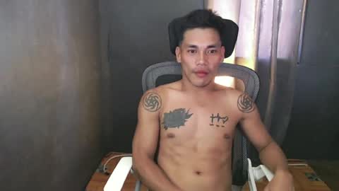 naughtyfuck_boy online show from 06-25-26, 02:11