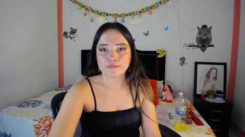 Snapshot of naughtygirl_mmm chatting on 02-06-25, 07:07 Valeria online show from 02-06-25, 07:07