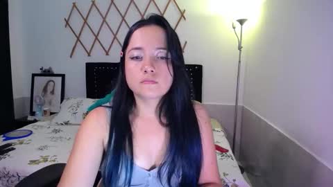 Snapshot of naughtygirl_mmm chatting on 09-16-25, 09:16 Valeria online show from 09-16-25, 09:16