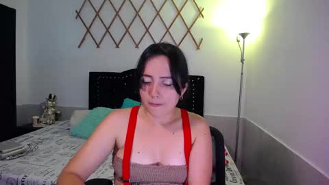 Snapshot of naughtygirl_mmm chatting on 10-02-25, 08:38 Valeria online show from 10-02-25, 08:38
