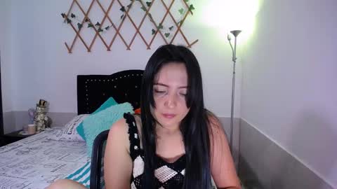 Snapshot of naughtygirl_mmm chatting on 11-07-25, 12:16 Valeria online show from 11-07-25, 12:16