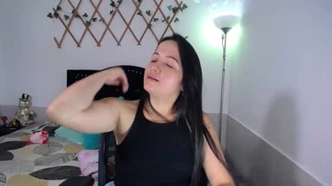 Snapshot of naughtygirl_mmm chatting on 01-13-26, 03:28 Valeria online show from 01-13-26, 03:28