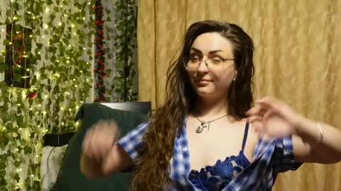 Snapshot of naughtyhomemade17 chatting on 05-23-26, 12:09 Mya Alexya online show from 05-23-26, 12:09