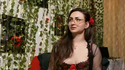 Snapshot of naughtyhomemade17 chatting on 07-12-26, 11:12 Mya Alexya online show from 07-12-26, 11:12