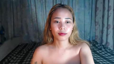 Snapshot of naughtyhotsexyjean chatting on 02-10-26, 01:21 miss jean online show from 02-10-26, 01:21