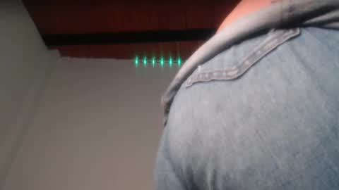 Kimberly online show from 10-13-25, 01:33