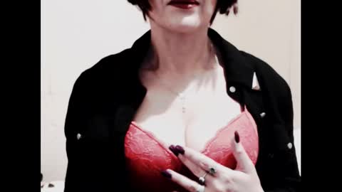 Jenny online show from 11-23-25, 12:21