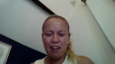 Snapshot of naughtyjennyblondeuk chatting on 07-15-26, 06:02 naughtyjennyblondeuk online show from 07-15-26, 06:02