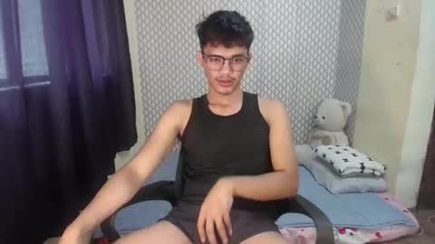 Snapshot of naughtyjosh_ chatting on 04-21-26, 04:30 Josh online show from 04-21-26, 04:30