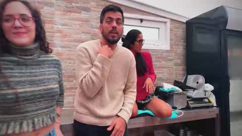 ANDREA STEPH  MIKE online show from 12-05-25, 10:46