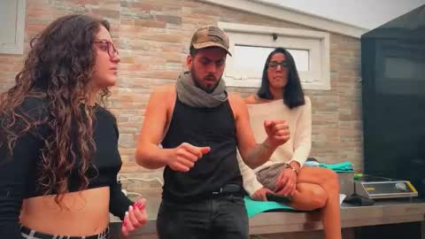 ANDREA STEPH  MIKE online show from 12-16-25, 10:31