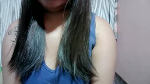 Snapshot of naughtymom_33 chatting on 02-03-26, 06:40 naughtymom_33 online show from 02-03-26, 06:40