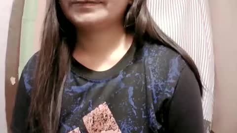 naughtymom_33 online show from 03-18-26, 09:40