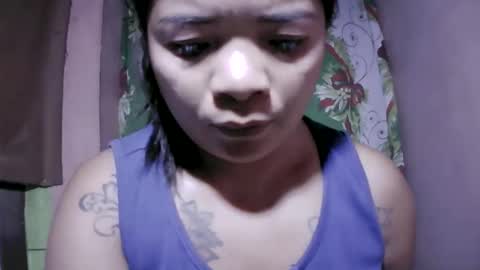naughtymom_33 online show from 05-19-26, 08:48
