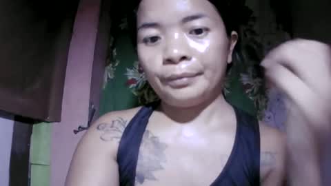 naughtymom_33 online show from 05-27-26, 07:05