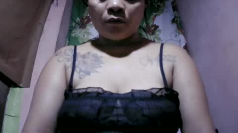 Snapshot of naughtymom_33 chatting on 07-06-26, 04:53 naughtymom_33 online show from 07-06-26, 04:53