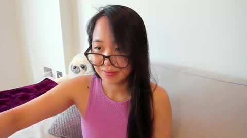 Gigi Chu  online show from 02-20-25, 03:52