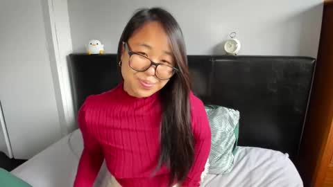 Gigi Chu  online show from 10-07-25, 11:51