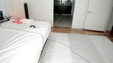 Snapshot of naughtyobsessions chatting on 10-10-25, 05:17 Aphroditecall me A for short online show from 10-10-25, 05:17