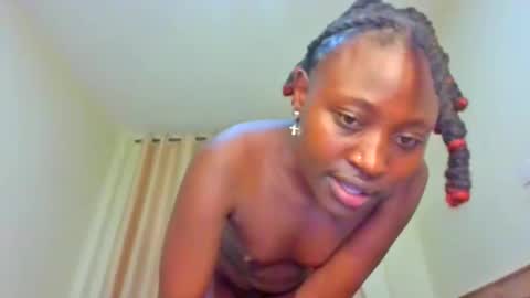 naughtyqueen12 online show from 10-22-25, 05:02