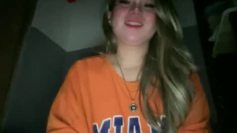 Snapshot of naughtyrosecum chatting on 04-25-26, 03:09 Rose Wilson online show from 04-25-26, 03:09