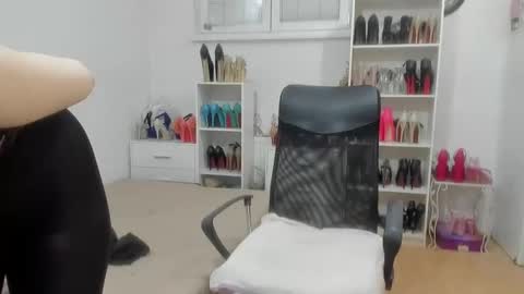 naughtysabine1 online show from 04-04-26, 12:57