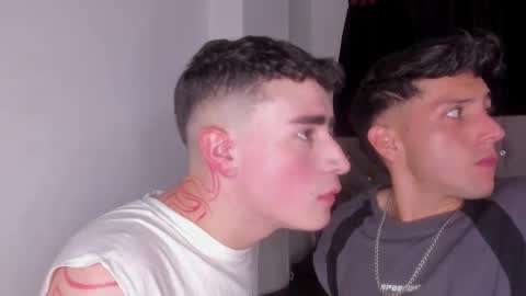 Snapshot of naughtysalomon chatting on 02-04-26, 02:50 Salomon and Andy online show from 02-04-26, 02:50