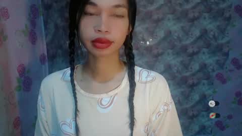 Snapshot of naughtysunshinepinay chatting on 06-28-26, 10:49 Celine online show from 06-28-26, 10:49