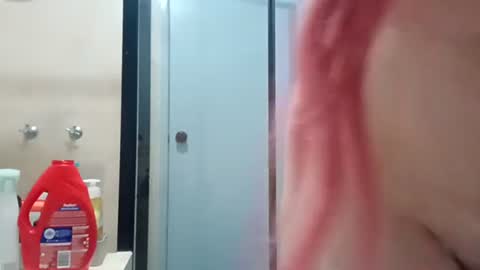 Snapshot of naughtyt333n chatting on 06-05-26, 12:33 Naughty Jess online show from 06-05-26, 12:33