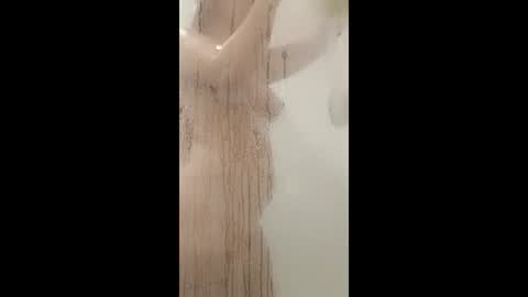 Snapshot of naughtyt333n chatting on 06-10-26, 01:10 Naughty Jess online show from 06-10-26, 01:10