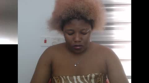 naughtyxpussyx online show from 10-04-25, 08:23