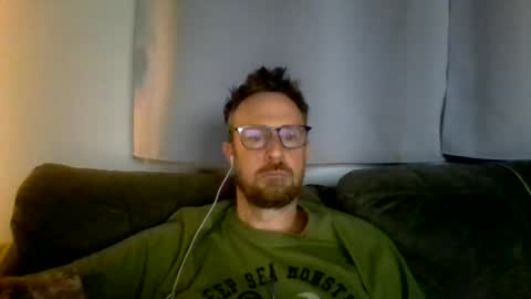 Snapshot of nawtydom1977 chatting on 07-01-26, 04:58 nawtydom1977 online show from 07-01-26, 04:58