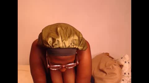 nawtylezi696 online show from 10-14-25, 08:31