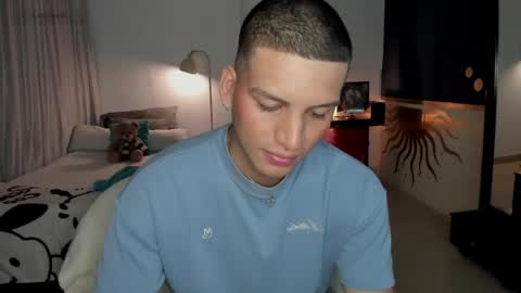 Snapshot of naxttan chatting on 05-02-26, 12:15 Natan online show from 05-02-26, 12:15